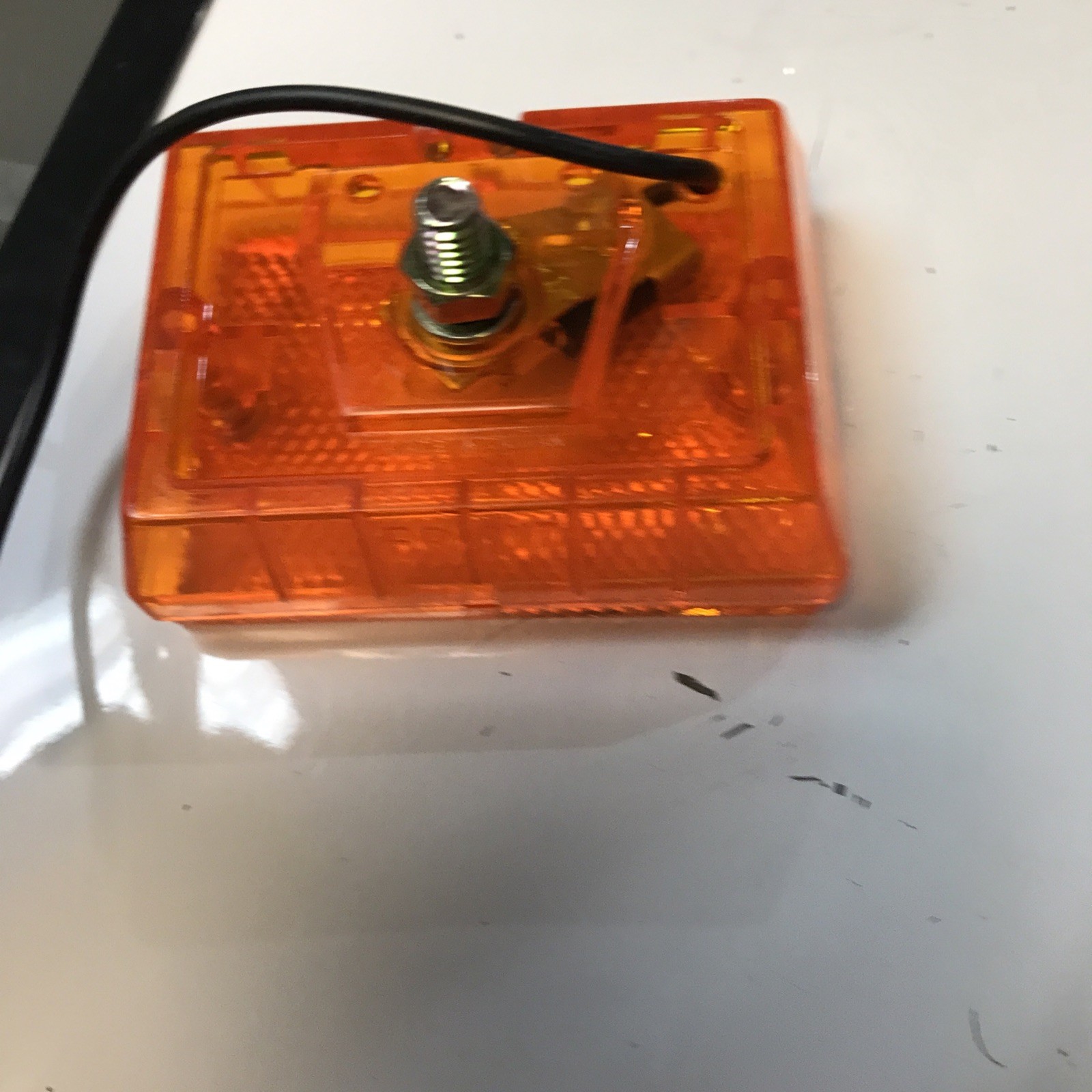 1 OPITONICS RECTANGULAR TRUCK & TRAILER LIGHT SAE AP2 04 DOT, TAILLIGHT NWOB
