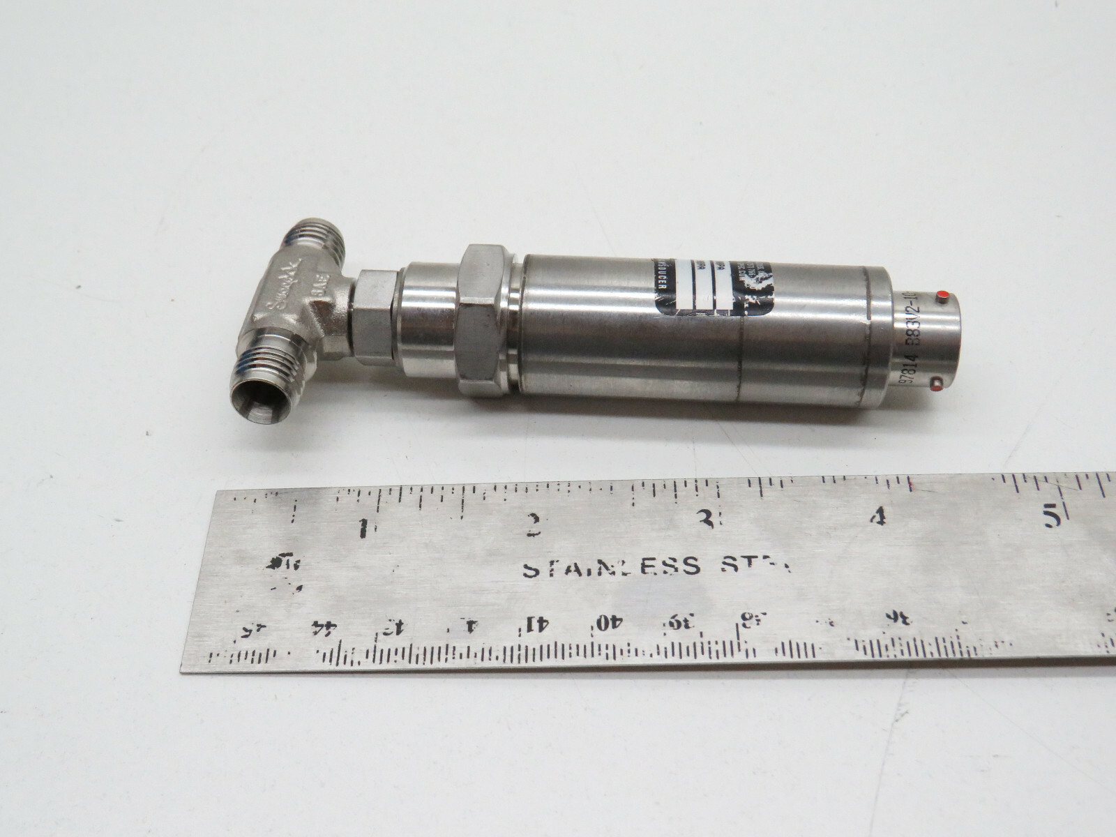 Meas US665-101027-100PA High Stability Stainless Steel Pressure Transmitter