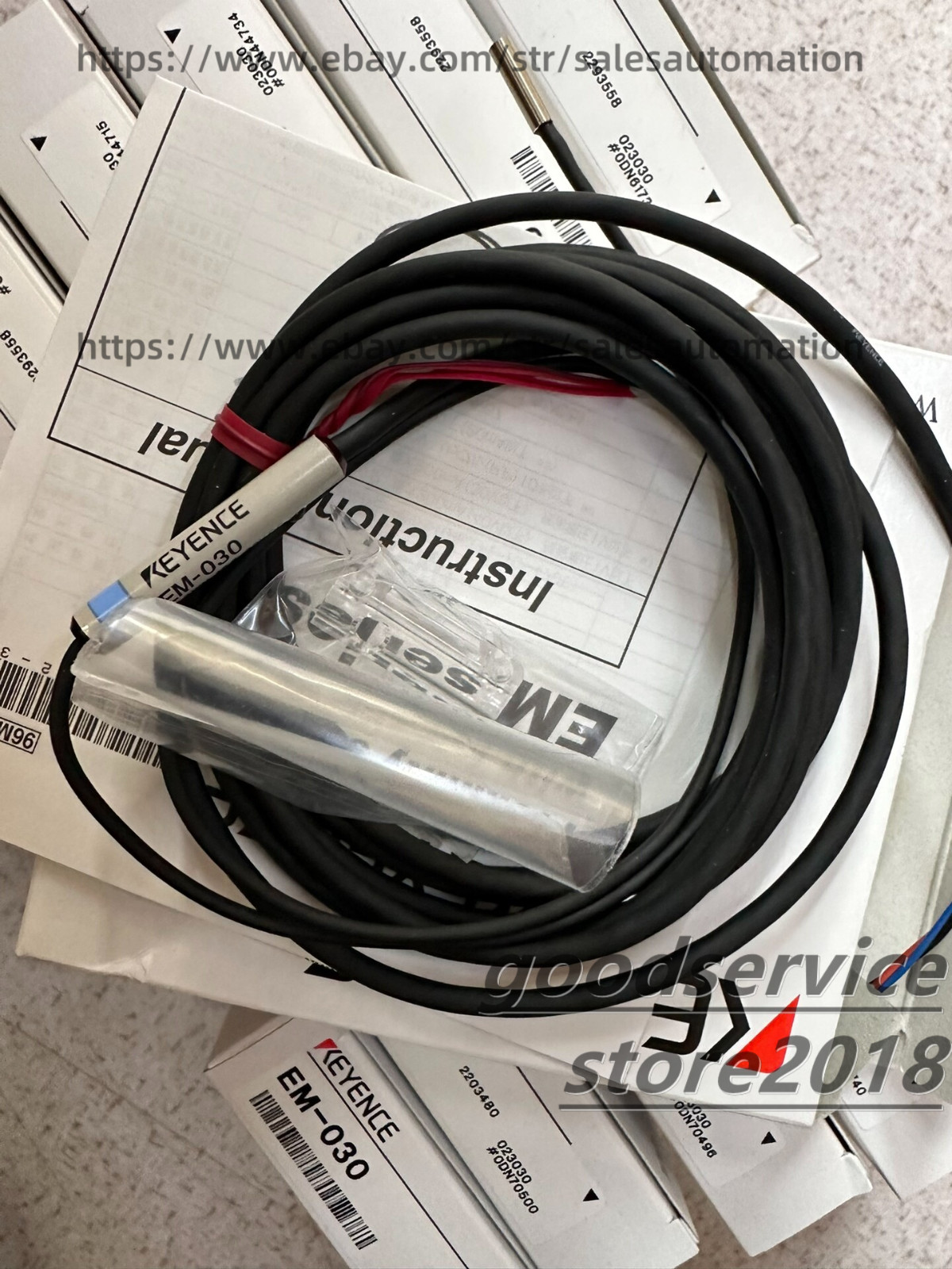 NEW Keyence EM-030 Proximity Sensor Switch Head 2M, Shielded