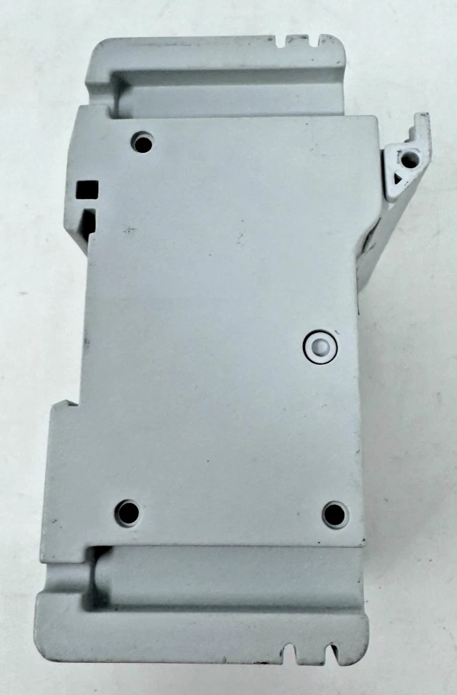 COOPER BUSSMANN 30A 600V 200kA 3-POLE FUSE HOLDER CH30J3