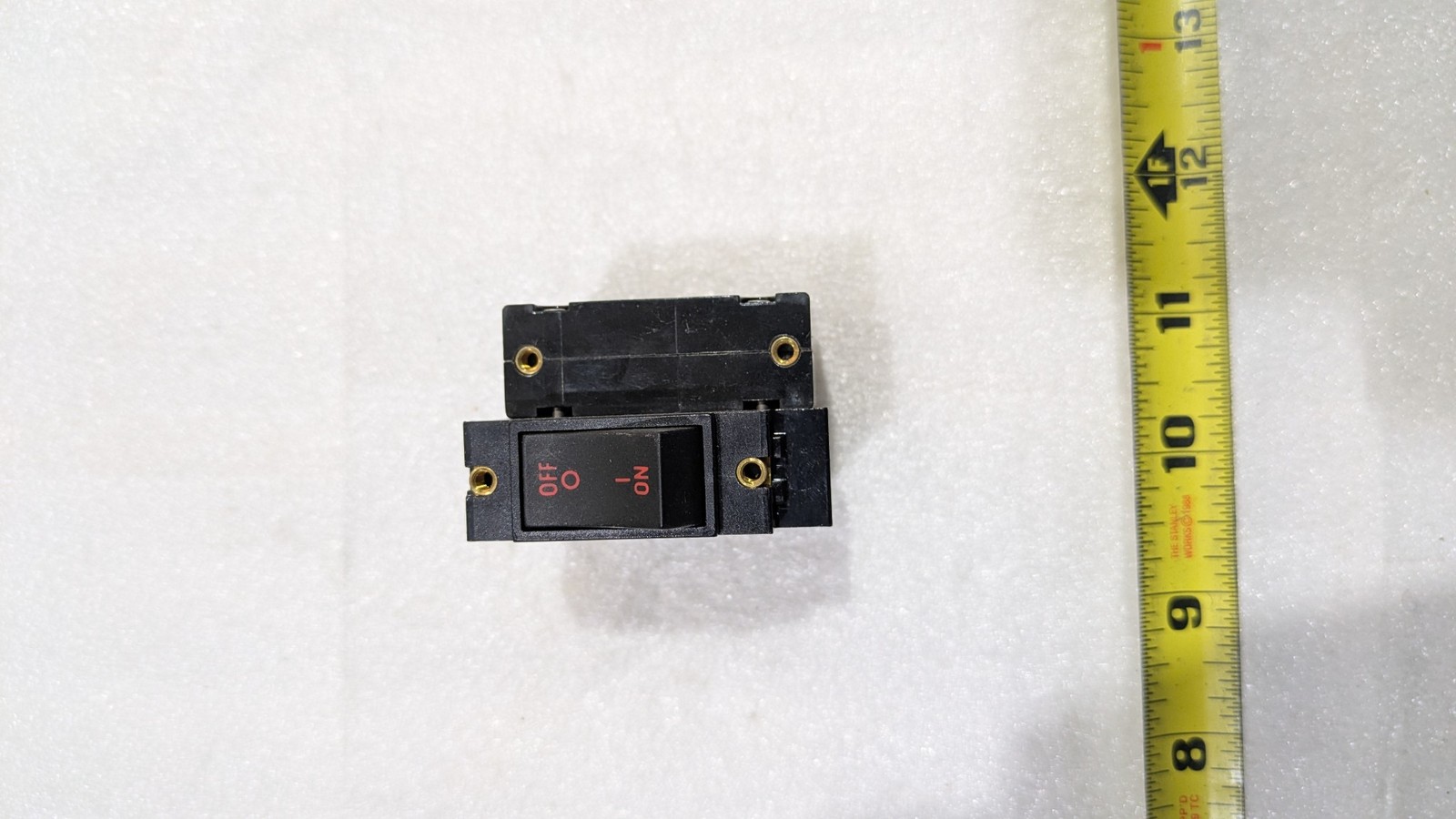 Carling Technologies Circuit BrEAKER AC2-B0-34-620-131-D 20AMP 65-250 VAC