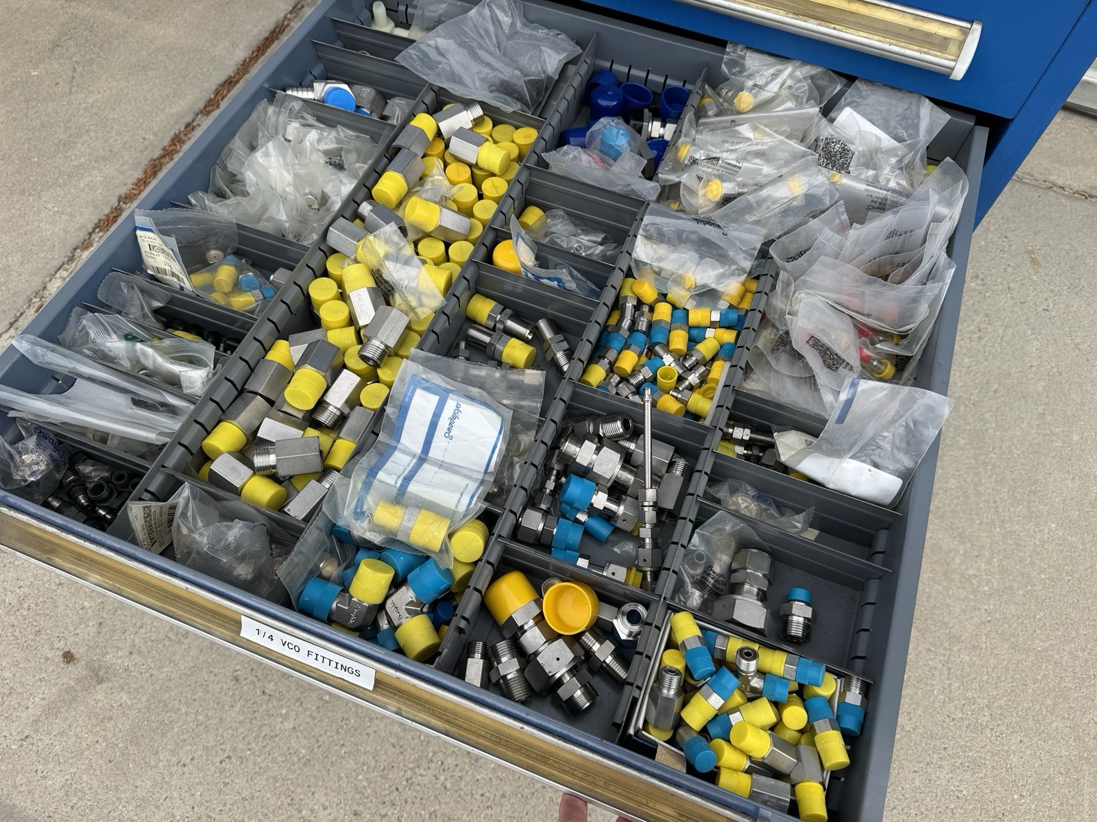 Ham-Let / Swagelok Fittings – 8 Drawer cabinet included (1000+ Pieces Estimated)