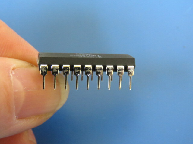 CMD CM8870PI Qty of 10 per Lot DTMF Receiver 3.58MHz Tri-State 5V Power Dow