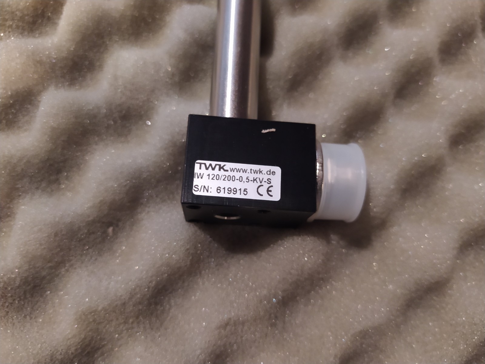 TWK IW 120/200-0,5-KV-S INDUCTIVE LINEAR DISPLACEMENT SENSOR / TRANSDUCER [NEW]