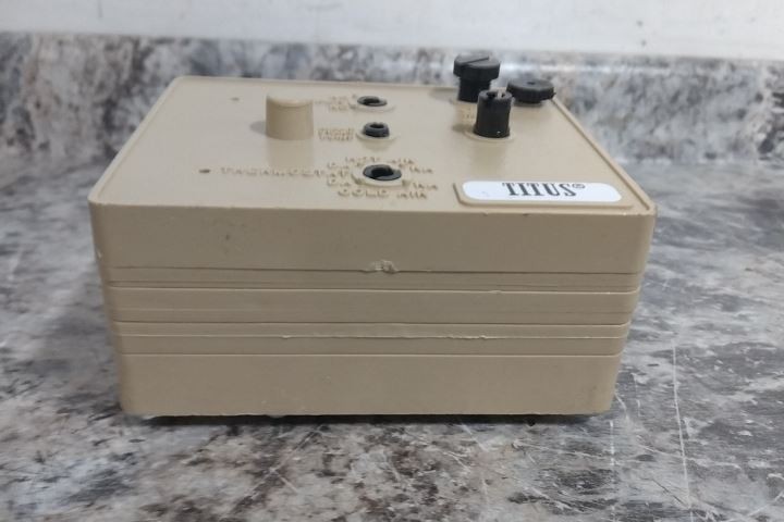 Titus CSC-3004 3-1/2 In Overall Width Reset Volume Controller