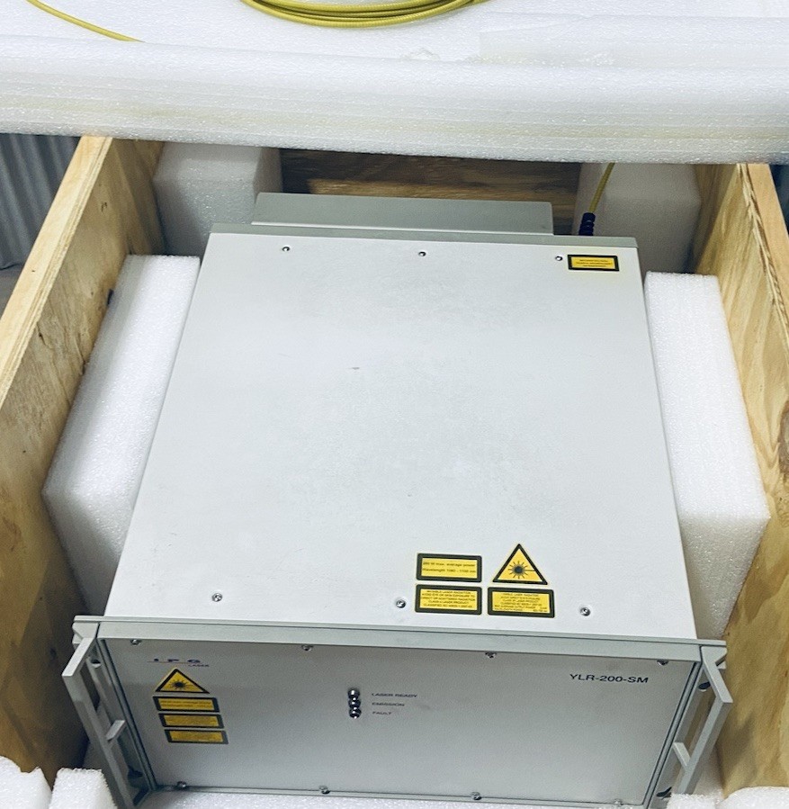 IPG FIBER LASER IPG – YLR-200-SM-EOS, Germany. SN 8032625, MFG 11/2020
