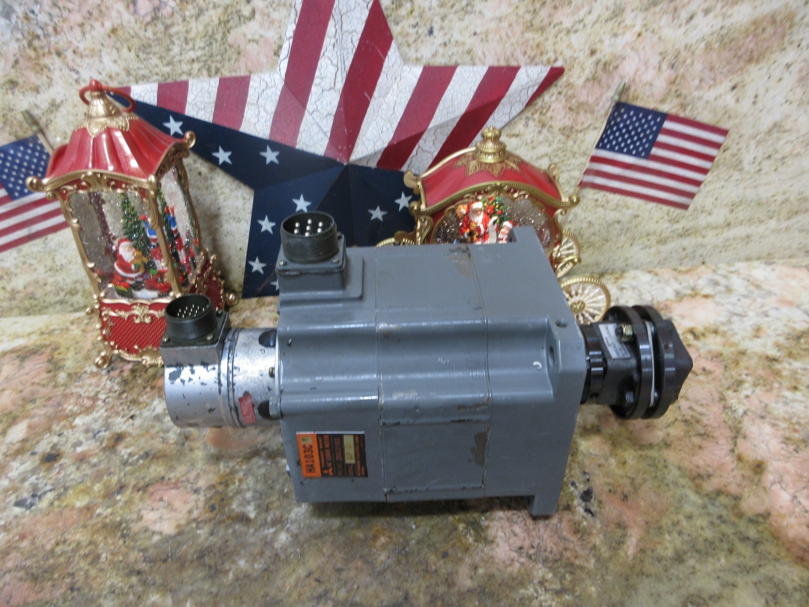 1994 MAZAK QT-15N MITSUBISHI HA103CS TAMAGAWA OSE5KN-6-12-108 MOTOR
