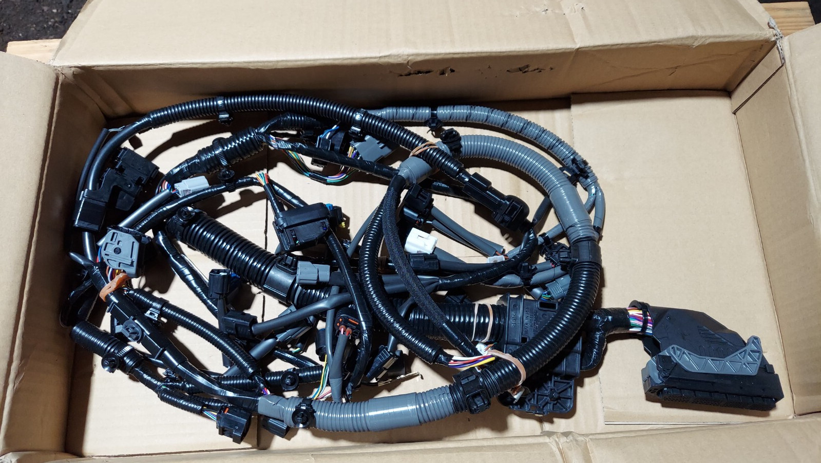 New MAZDA TK78-67-020B Engine Harness