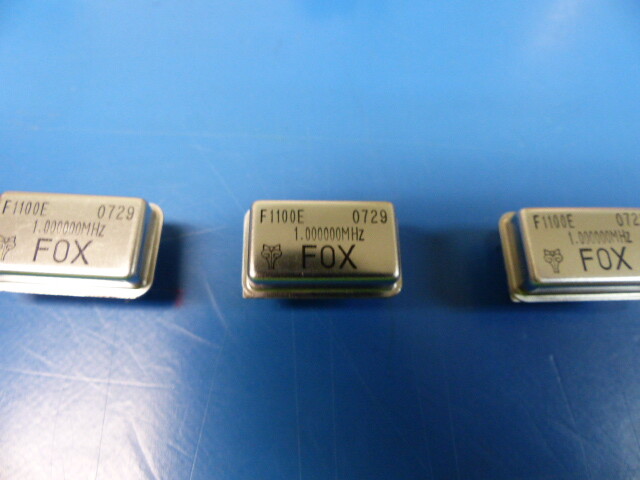Fox F1100E-010 Qty of 26 per Lot OSCILLATORS