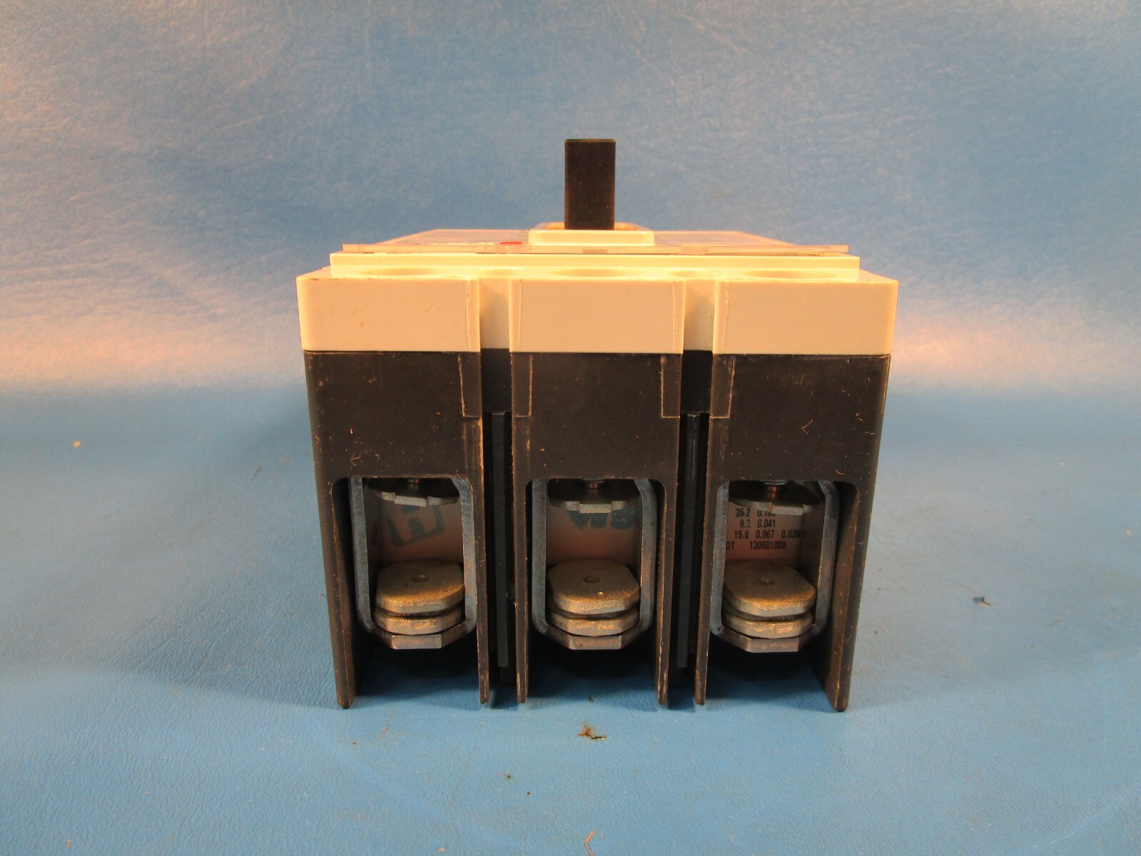 Eaton GJS3160AAWZ1, Molded Case Breakers (MCCBs) GJS 3P 160A 690V 50/60Hz 3Ph G