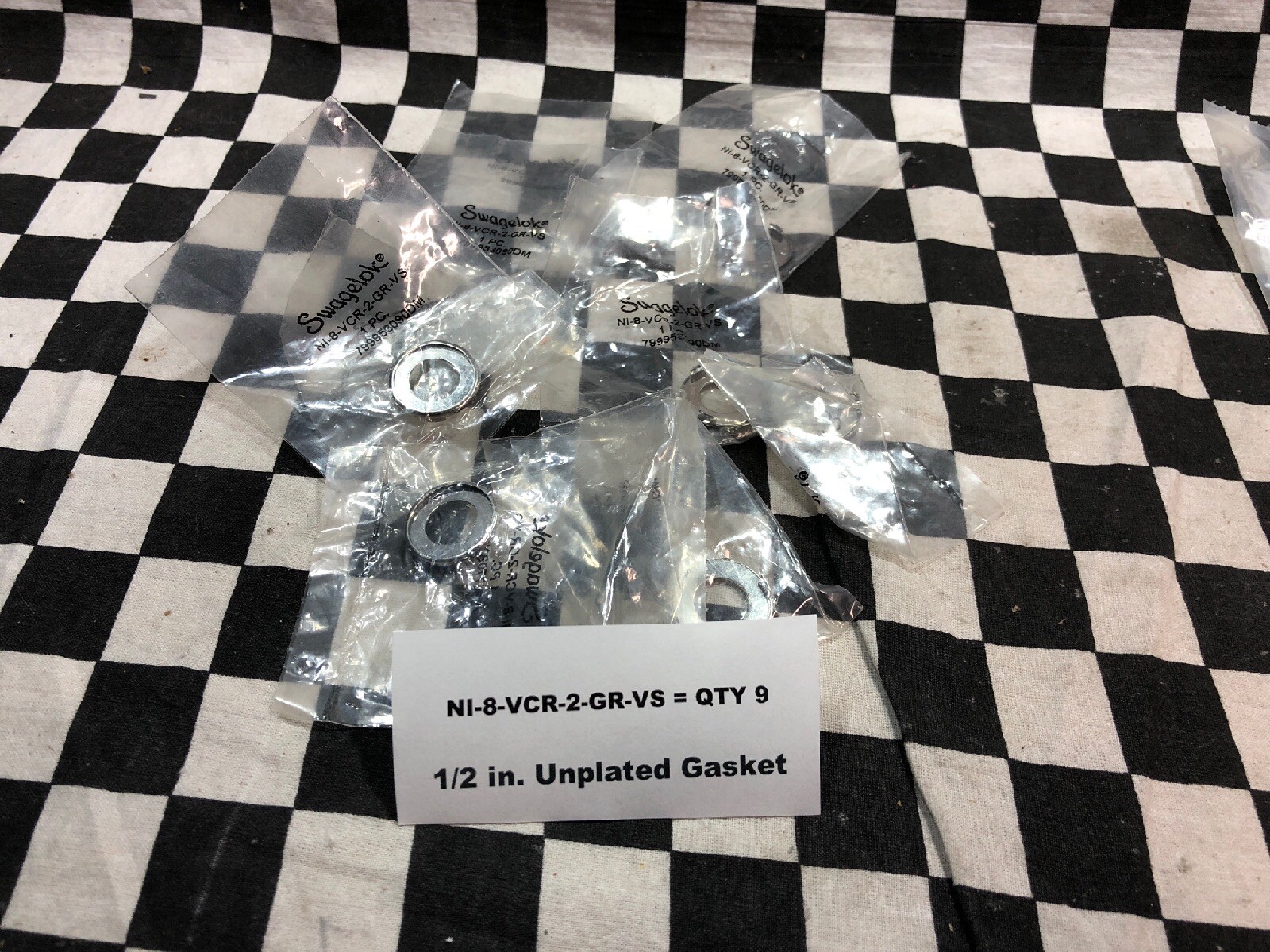 Lot Of 36 SWAGELOK Gasket, NI-4-VCR-2-GR-VS & NI-8-VCR-2-GR-VS, ShipSameDay#E62