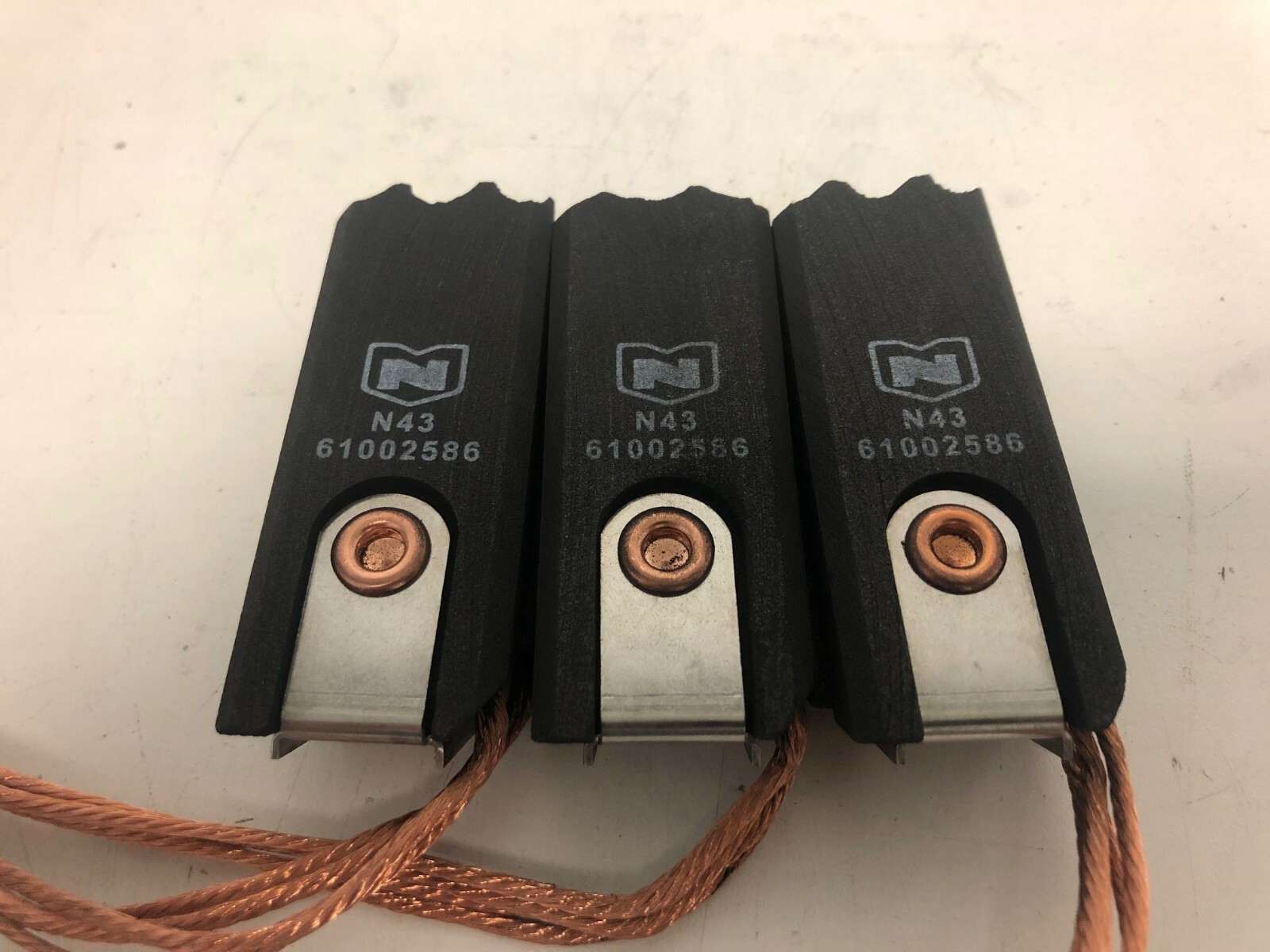 SET OF 3 NEW OLD STOCK! NATIONAL CARBON MOTOR BRUSHES N43 / 61002586