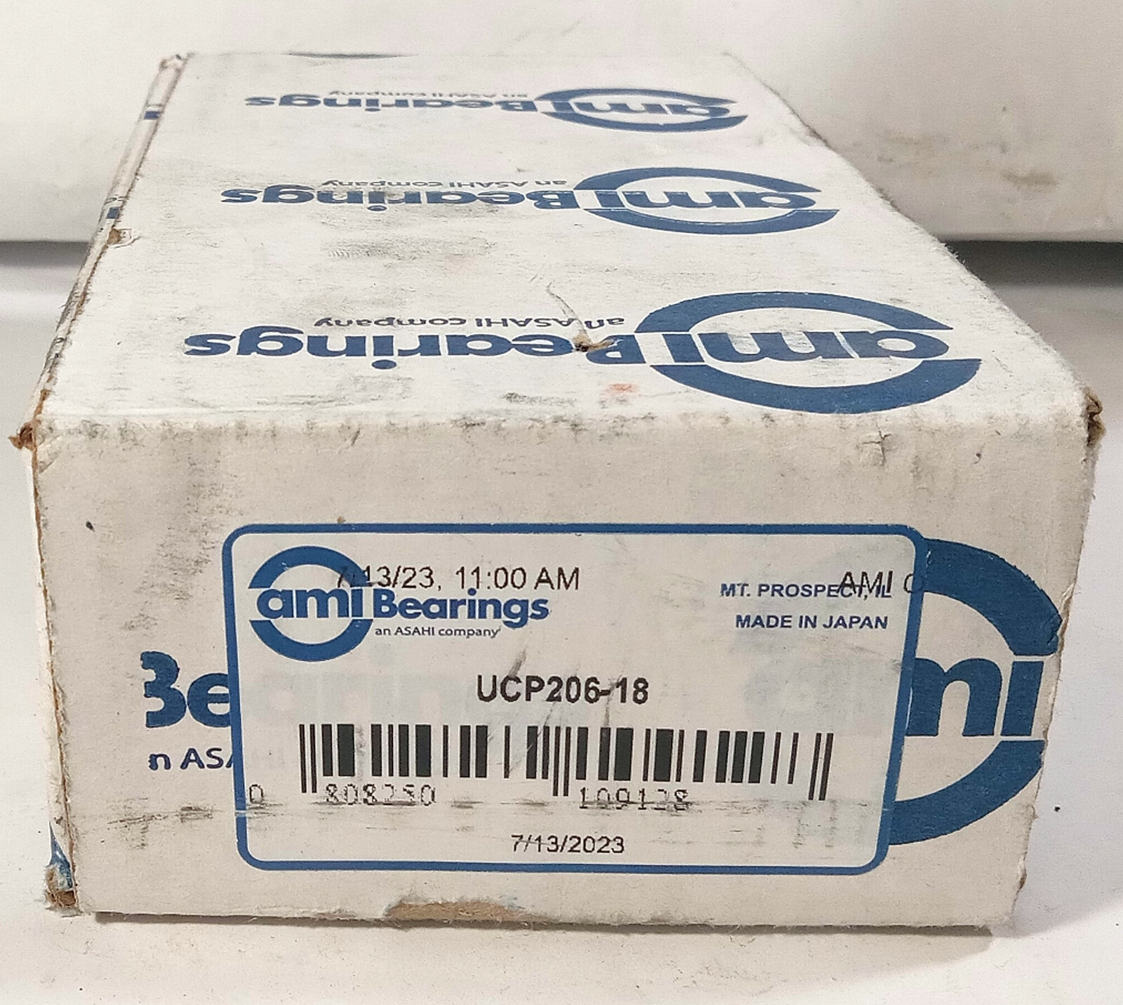 1 NEW AMI UCP206-18 2 BOLT PILLOW BLOCK BEARING NIB ***MAKE OFFER***
