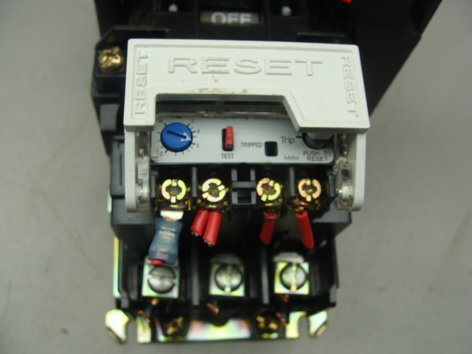 ALLEN BRADLEY CONTACTOR 509-B0D-XXX OVERLOAD RELAY 592-A2EA AUX CONTACT 595-A