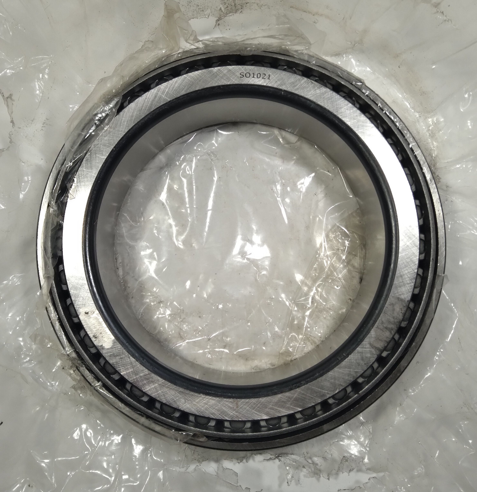 1 NEW UNBRANDED SO1021 TAPERED ROLLER BEARING ID127mm NIP ***MAKE OFFER***