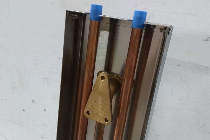 Zurn Z7500 1/2 In NPT Connection Size 2.5 GPM Shower Faucet Panel