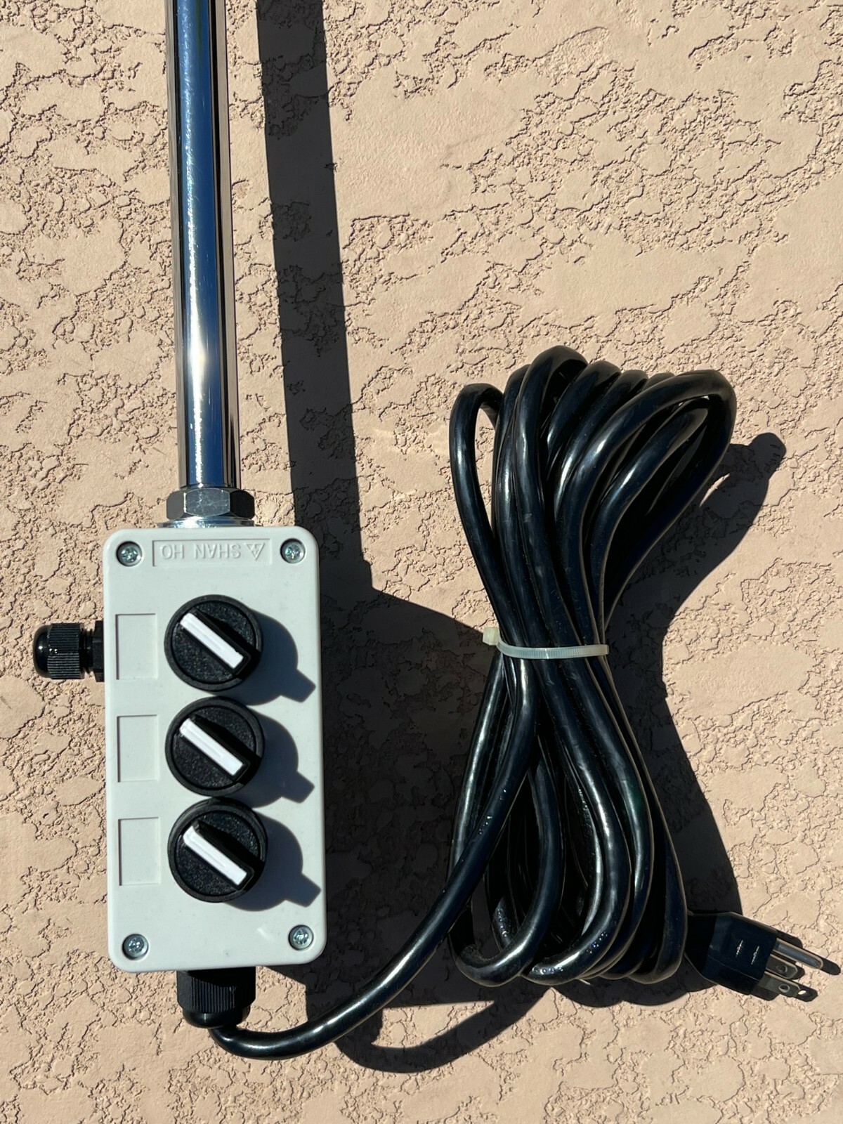SIGNAWORKS STL-110-4-LW1 EXCEL CONTROLS LED AND ON TOWER LIGHT 4 STACK & MOUNT