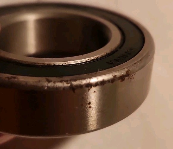 PEER 6005RS Ball Bearing Sealed Both Sides . Free Shipping New Old Stock. 👍