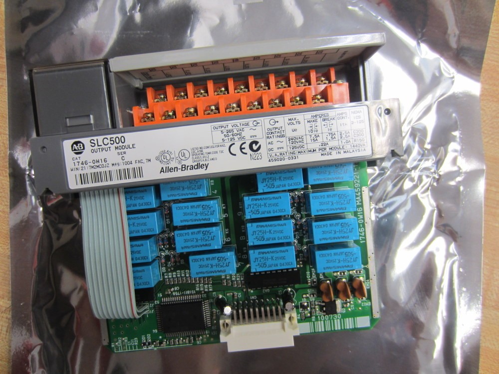 Allen Bradley 1746-OW16 Out Module 1746-0W16 Series C