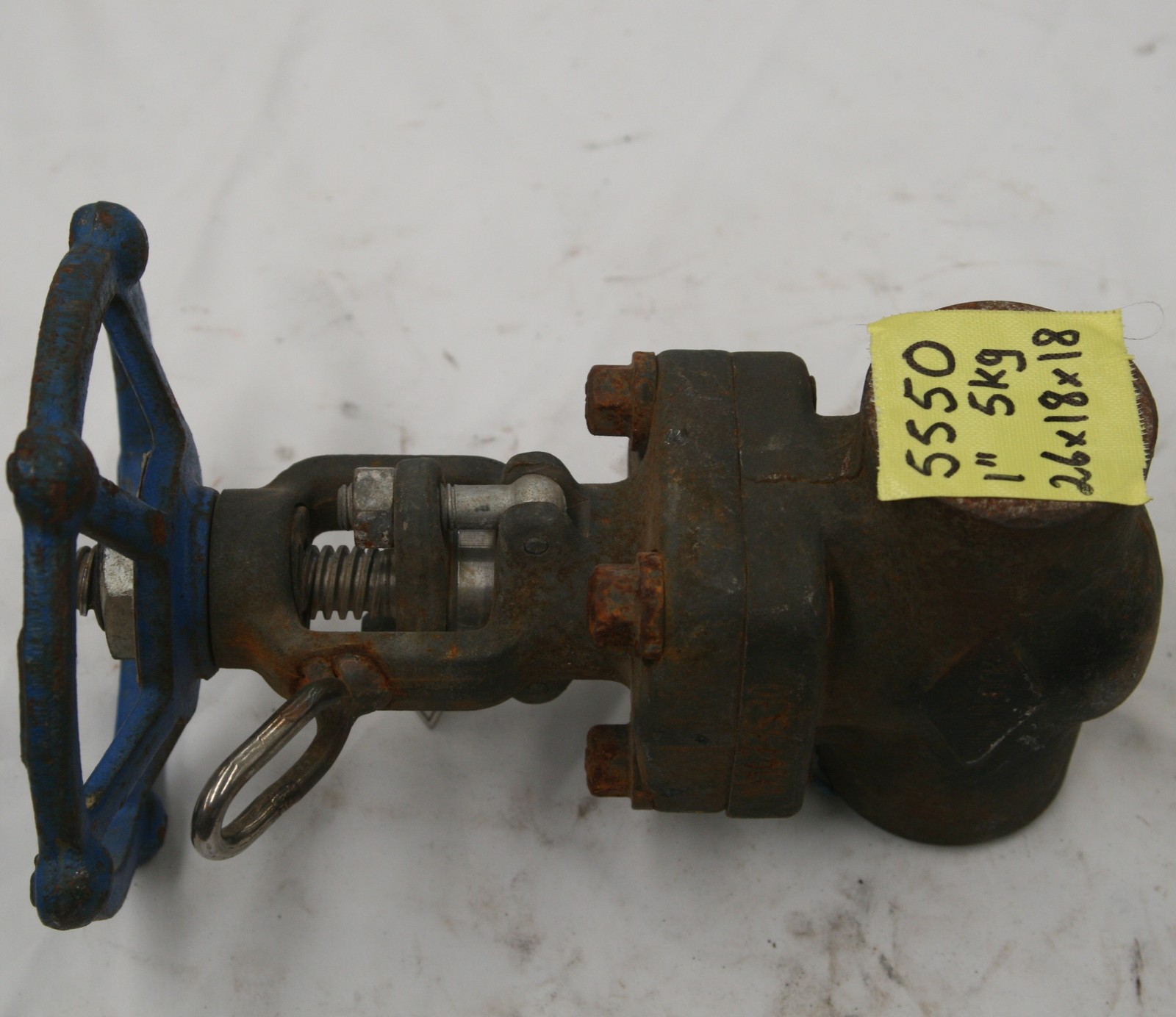 HANCOCK TYCO AP 1602 1 INCH CLASS 800 GATE VALVE A105 8# NPTxS Probably new.