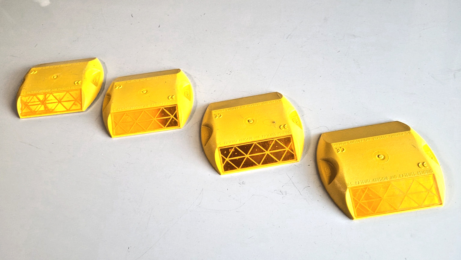 Pavement Marker, Set of 4 – Yellow 4″, 3M RPM-291-Y , L,PK100 49ZW07