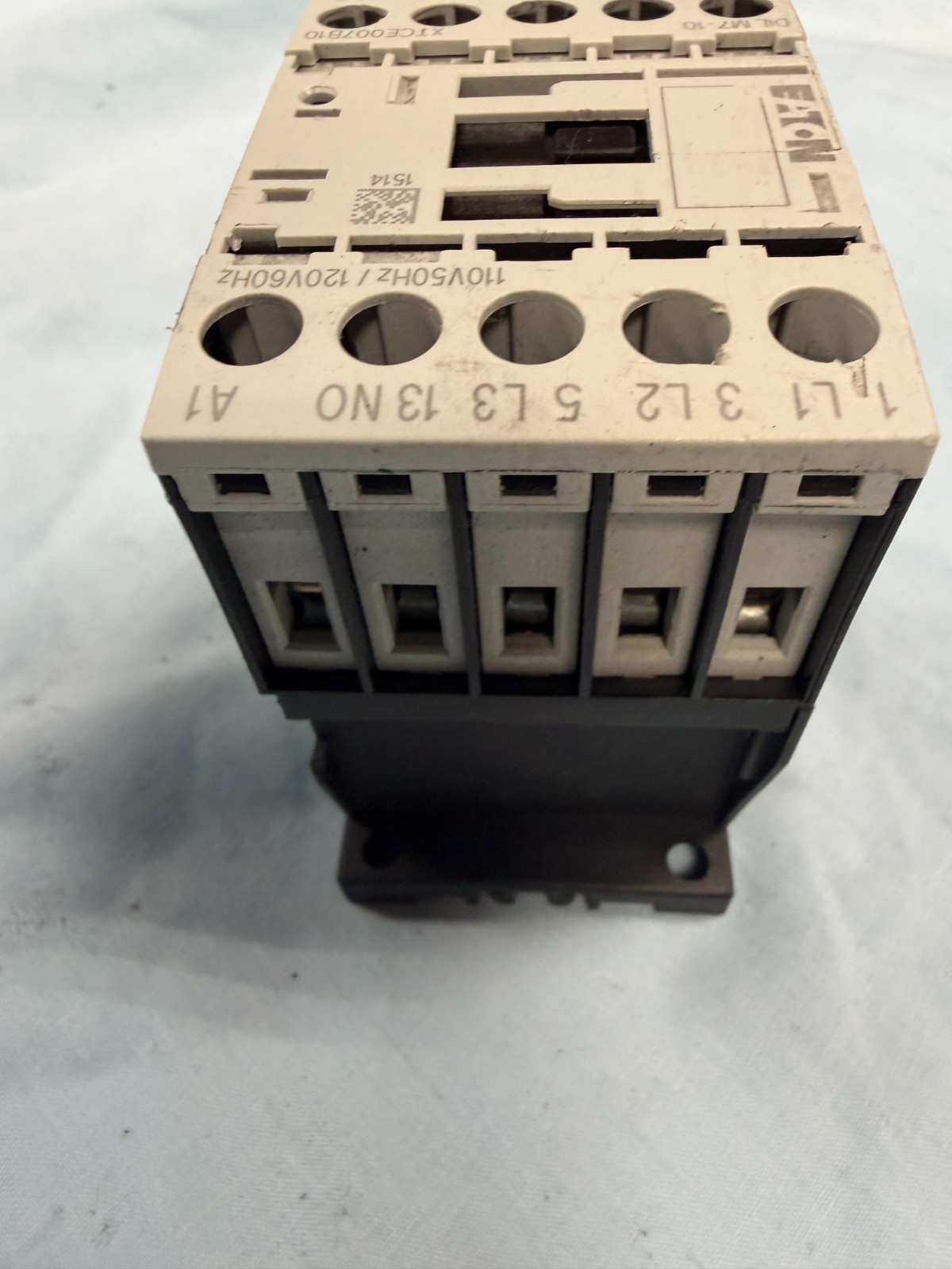 EATON IEC/EN 60947-4-1 CONTACTOR M007B XTCE007B10