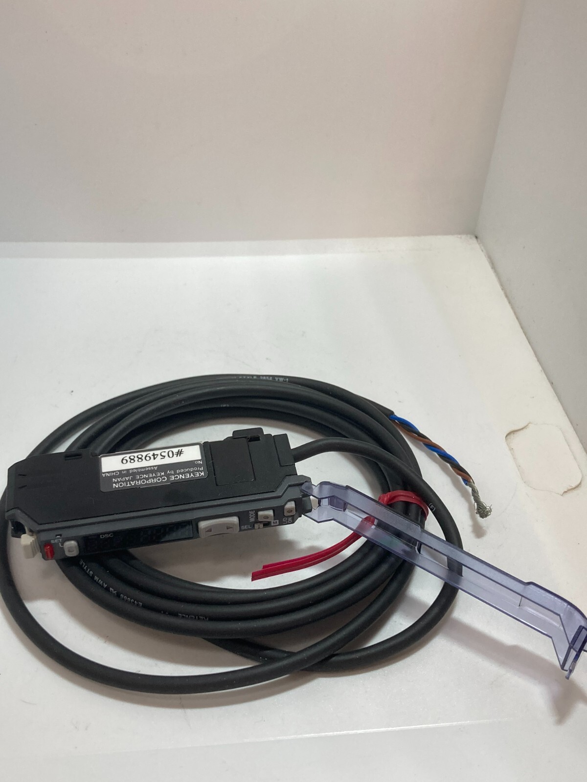 KEYENCE FS-V31 FIBER AMPLIFIER CABLE TYPE NPN LED 12-24VDC NNB