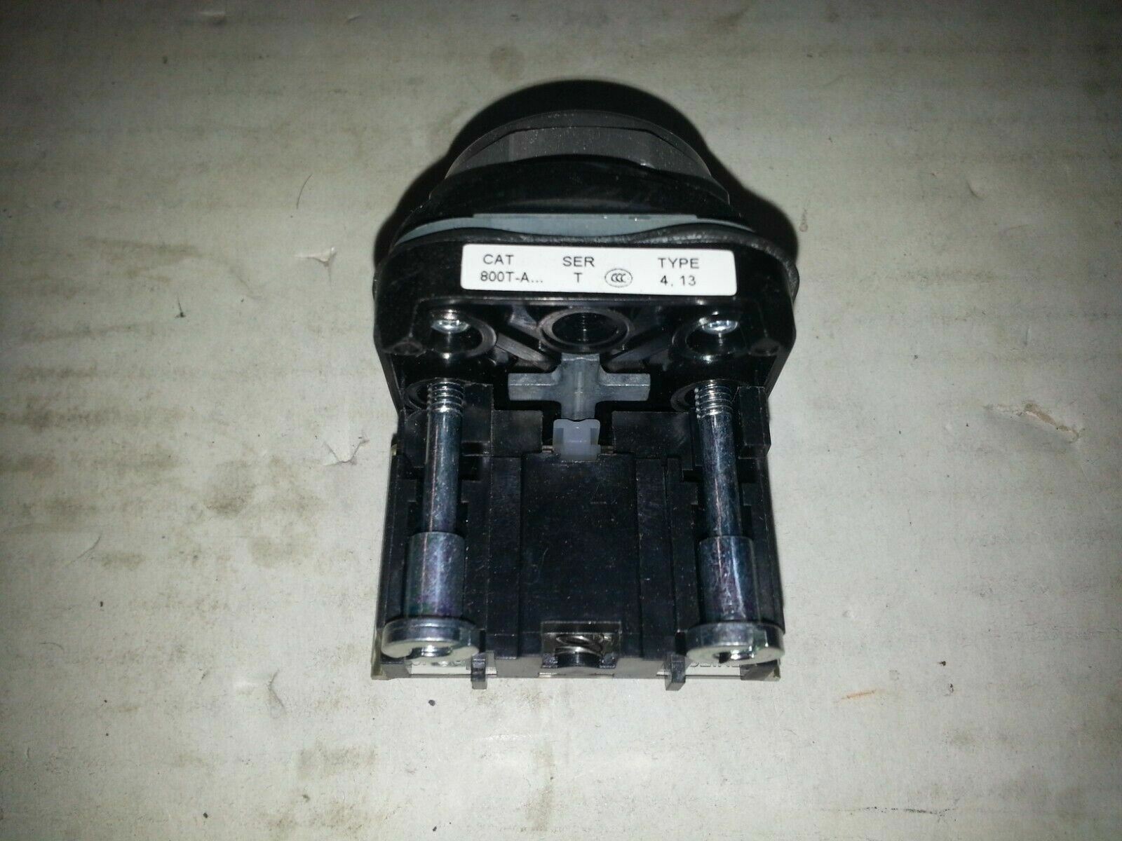 ALLEN-BRADLEY 800T-A T 4.13 PUSH BUTTON WHITE NON-LIGHTED