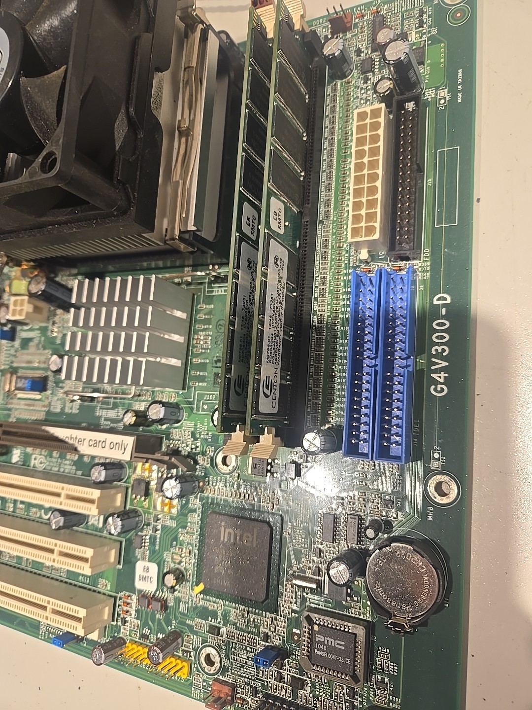 ITOX G4V300-D Motherboard