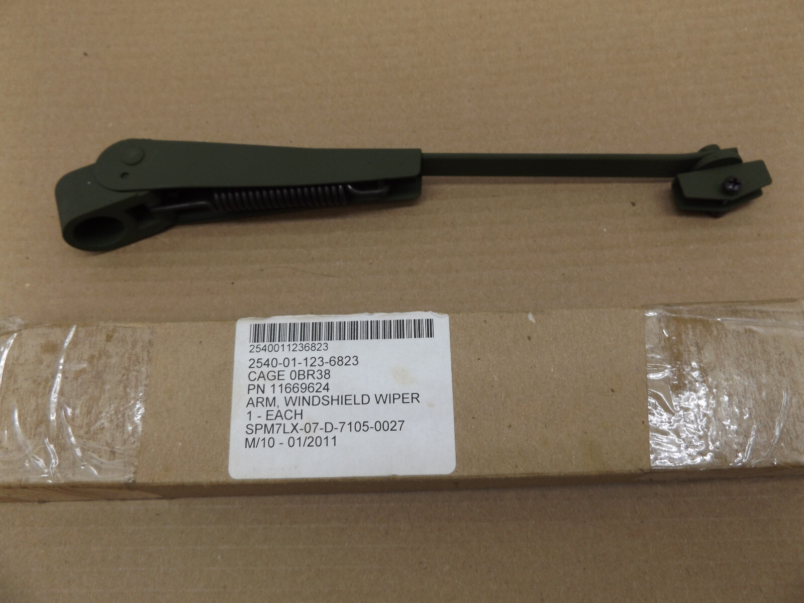 Windshield Wiper Arm 5-Ton 2.5-T M939 M818 M931 M35 11669624 NSN 2540011236823