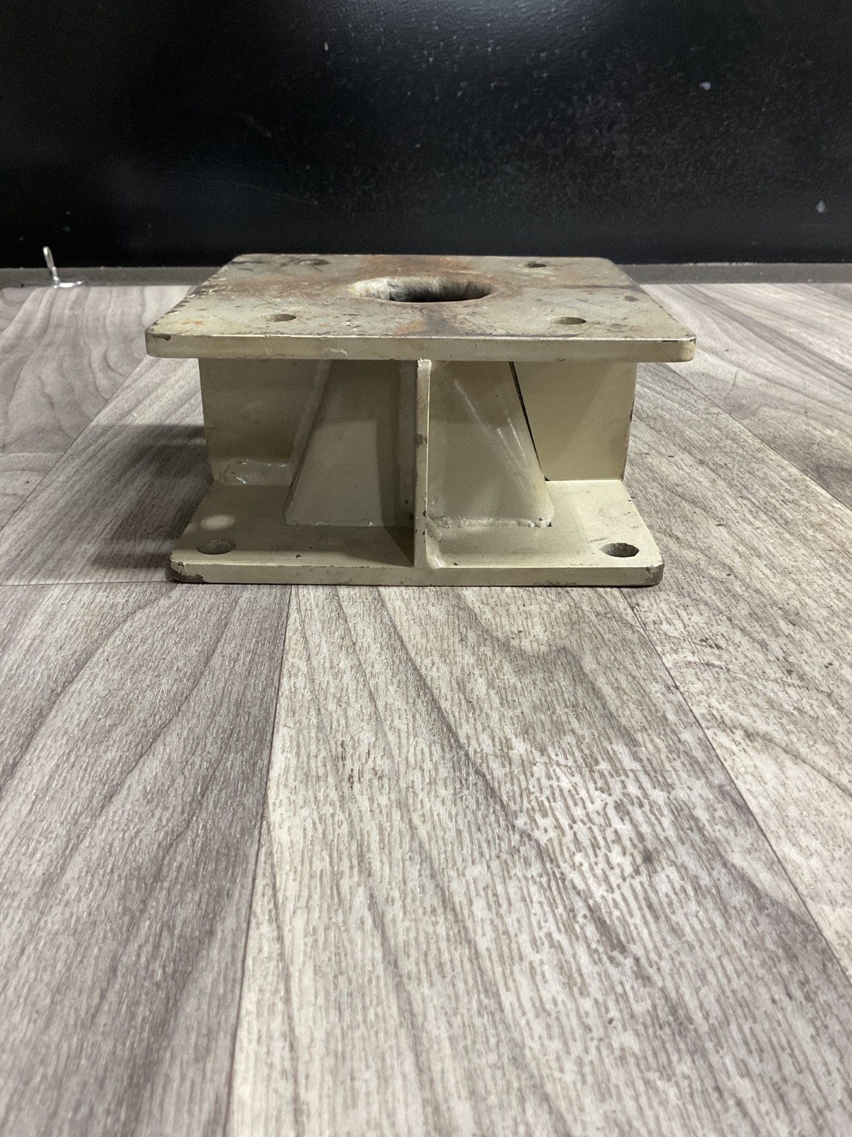 Heavy Duty 4 Bolt Flange *Square to Round Inside* #4008H123PR8