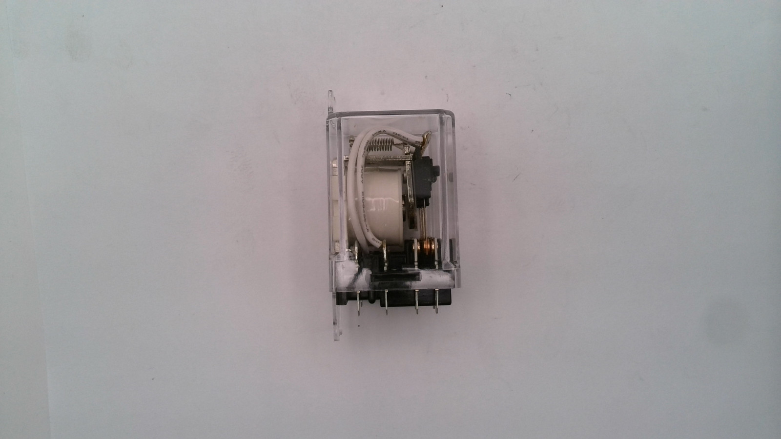 RAYMOND 1-100-010 24 VOLT RELAY RA1-100-010