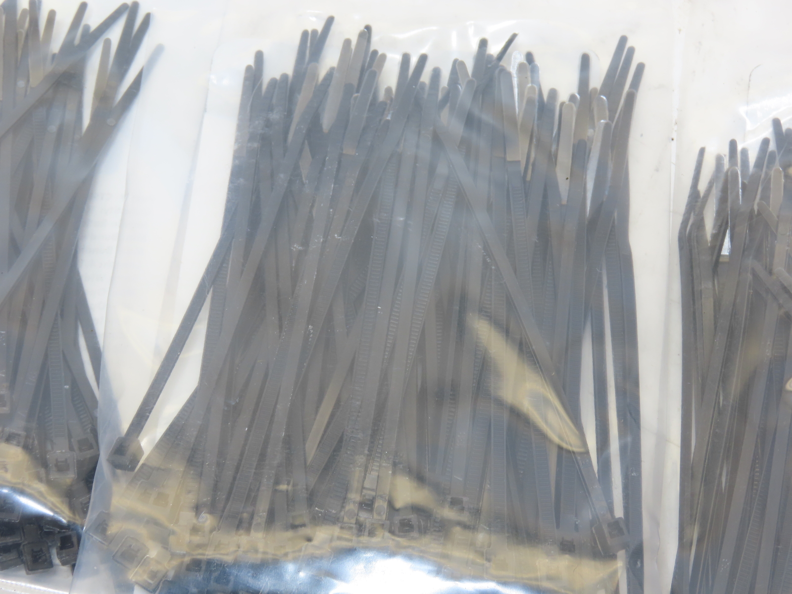 Python Wraps 1000 4″ BLACK WIRE CABLE 18 LB ZIP TIES NYLON TIE WRAPS Made in USA