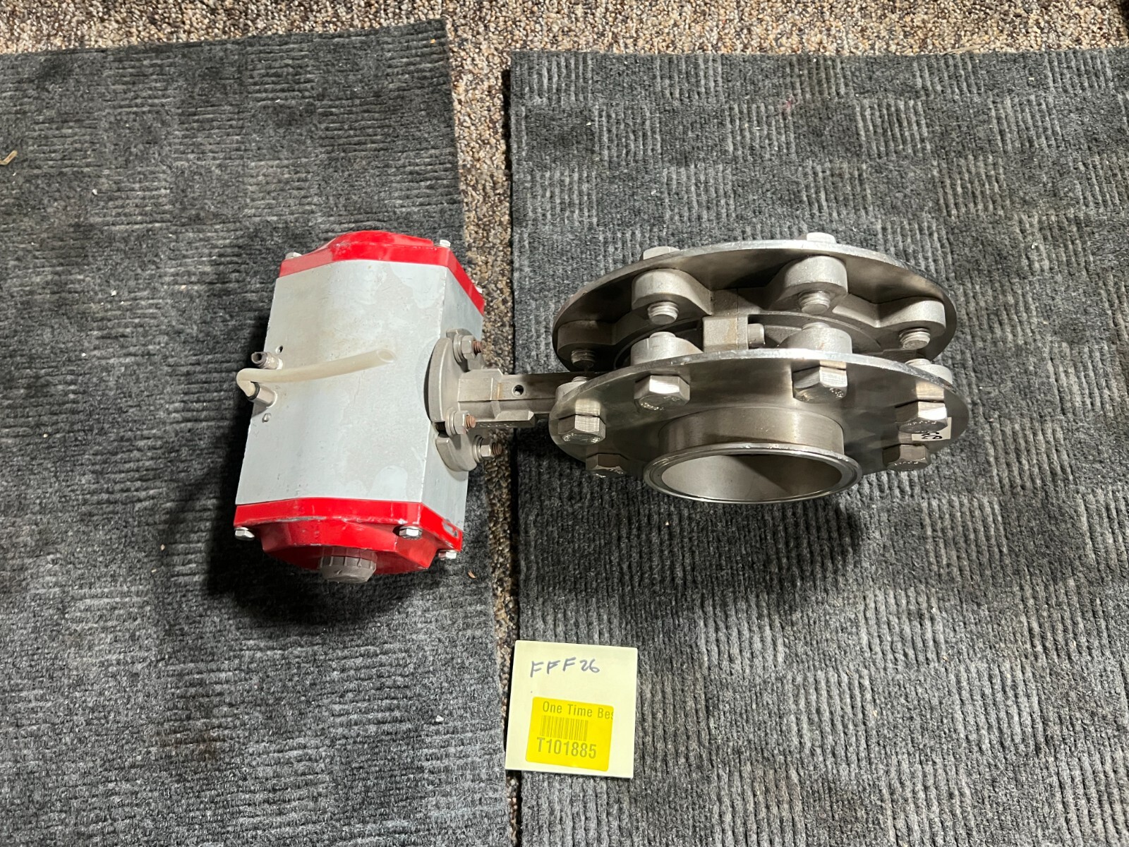 Bray Controls Pinion Actuator Valve 23H8 Max PSI 140 90° Units Pneumatic 105