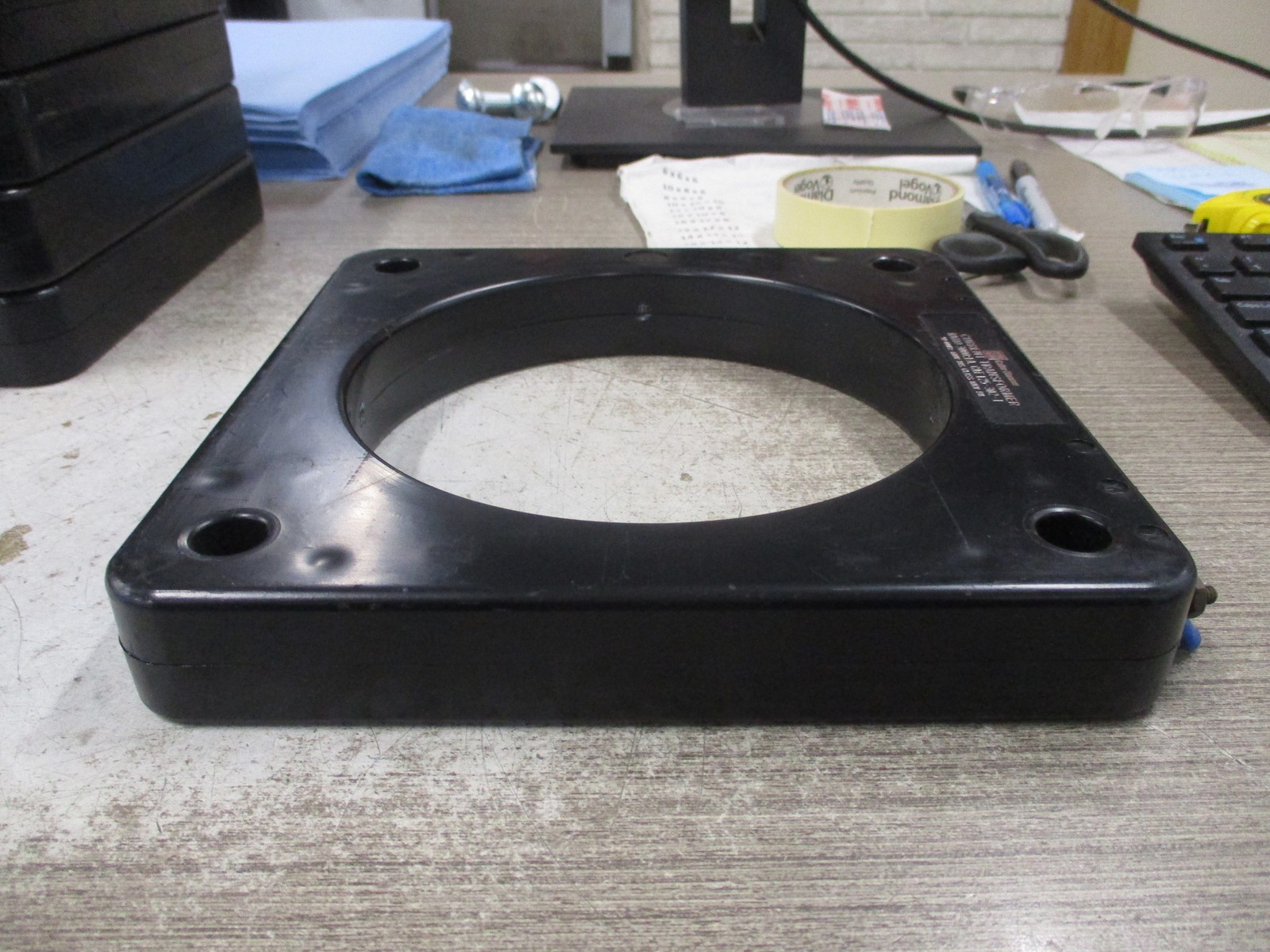 Cutler-Hammer Current Transformer 125-302-1 Ratio 3000:1A 600V 50-400Hz 10KV BIL