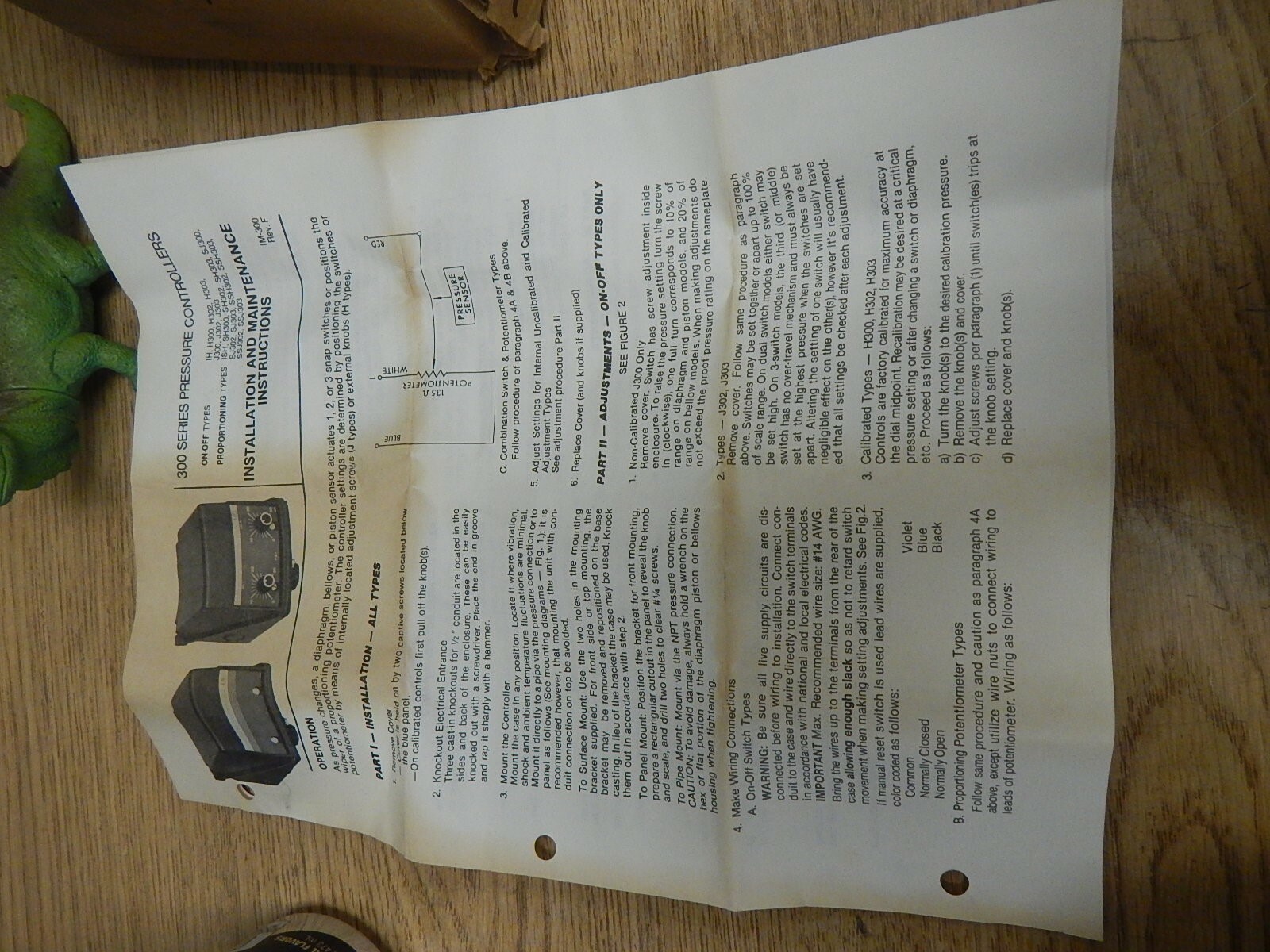 NEW United Electric Controls 8343 9574 451 UE Pressure Controller FREE SHIPPING*