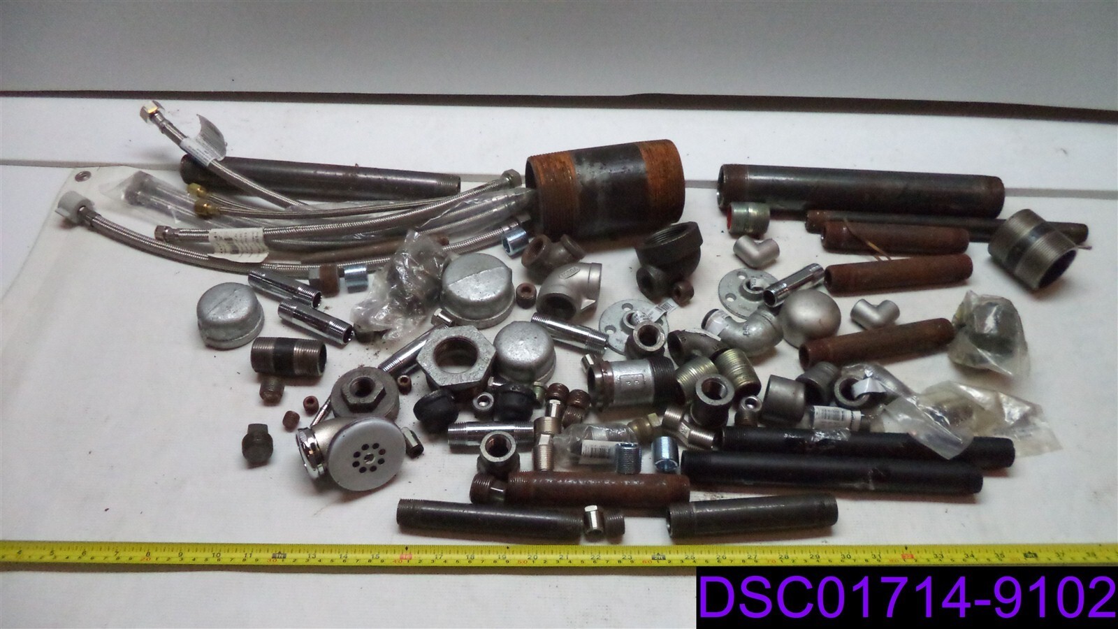 Qty = 99: Mixed Lot of Metal Pipe Fitting & Stainless Flex Hoses Many Sizes