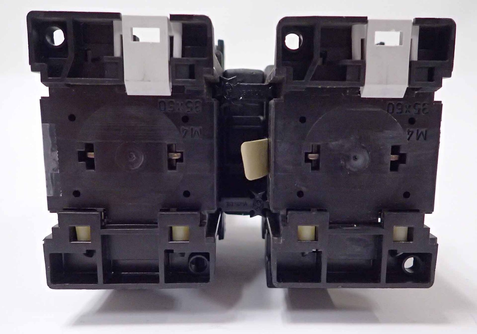 MOELLER DIL 00 M-G / DIL00M-G CONTACTOR LOT OF 2 + MV DIL M / MVDILM INTERLOCK