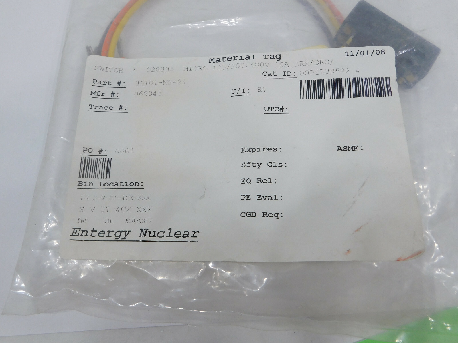 MicroSwitch BZ-R169 36101-M 2-24 125/250/480V 15A with leads