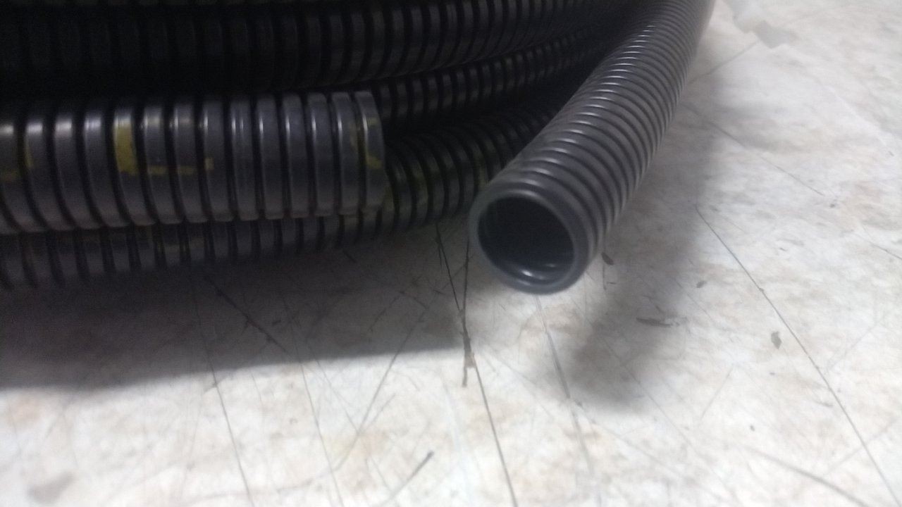 Energy Chain I-PIST-12B-45 0.47 In Inside Dia 45 Ft L Corrugated Loom Tubing