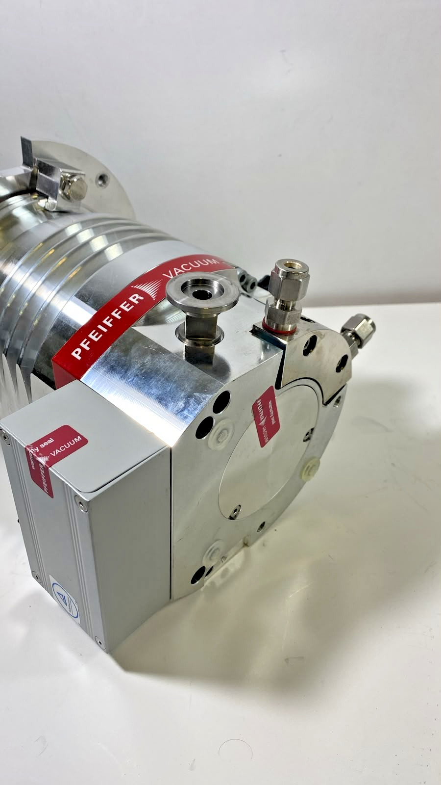 ✅ PFEIFFER HiPace 300 PLUS PM P03 980 A W/ TC110 PM C01 790 A SOLD AS IS