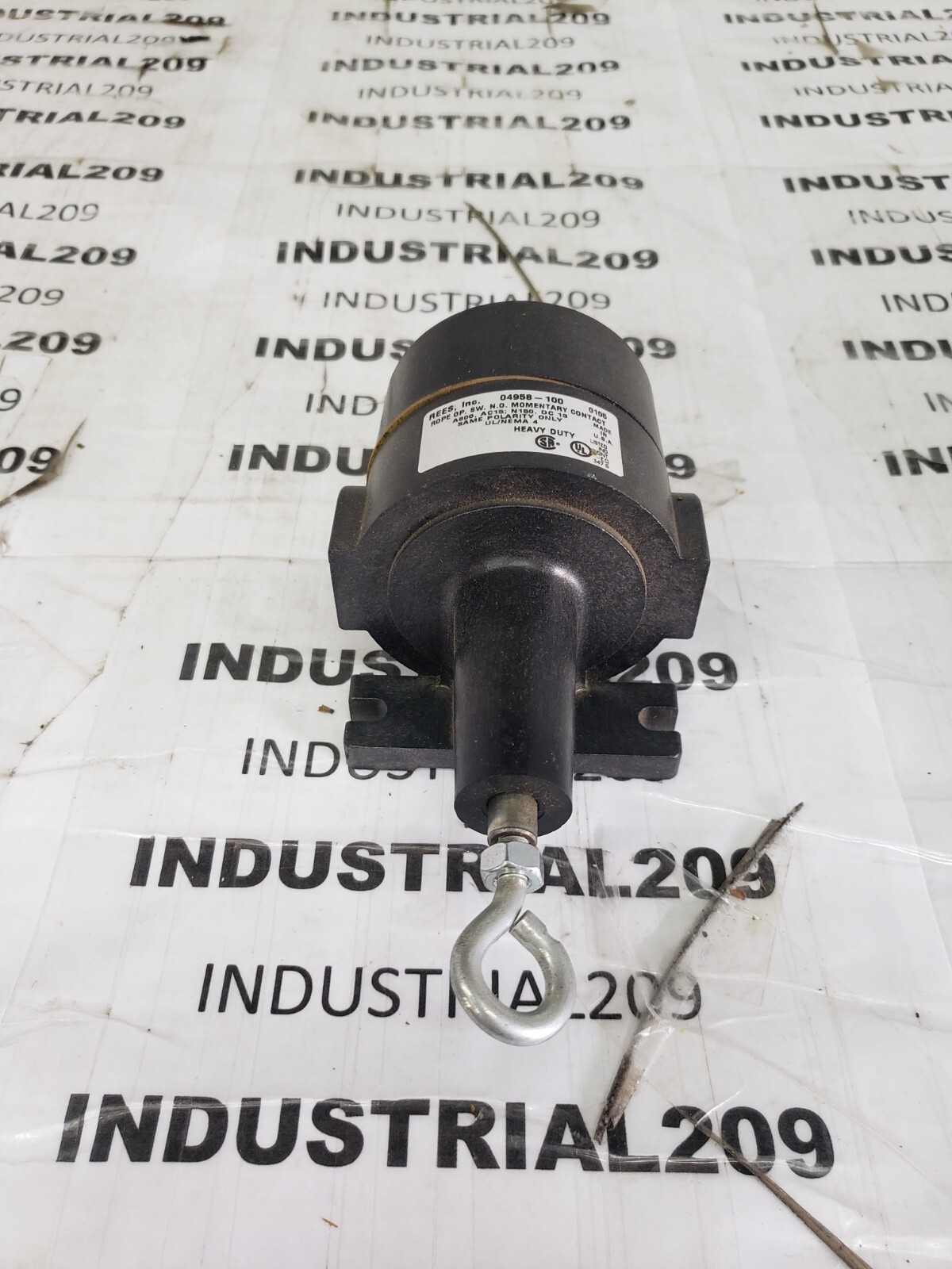 REES ROPE OPERATED SWITCH 04958-100