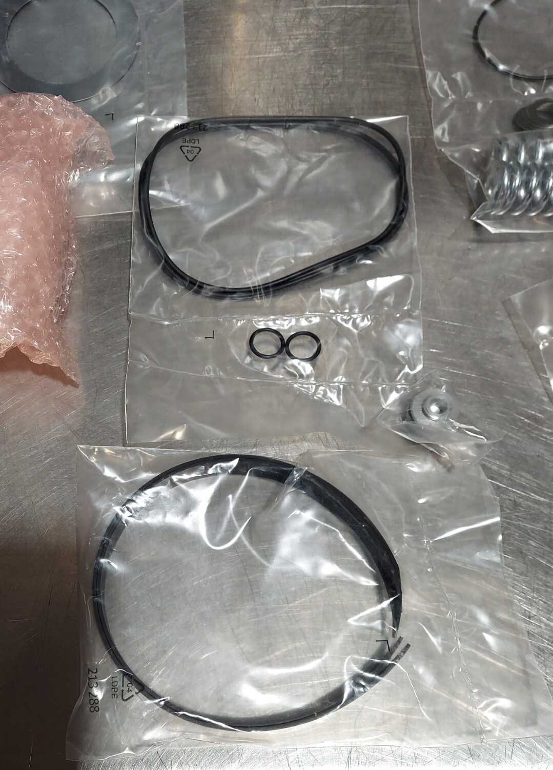 KITS-268. Kit Regulateur 186 40B 4736527. 00000227409