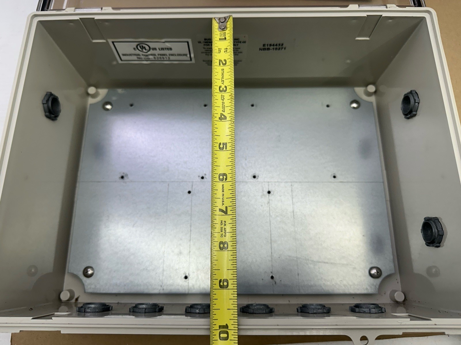 Bud Industries NBB-10273 Light Gray Style B Plastic Indoor Box with Clear Door