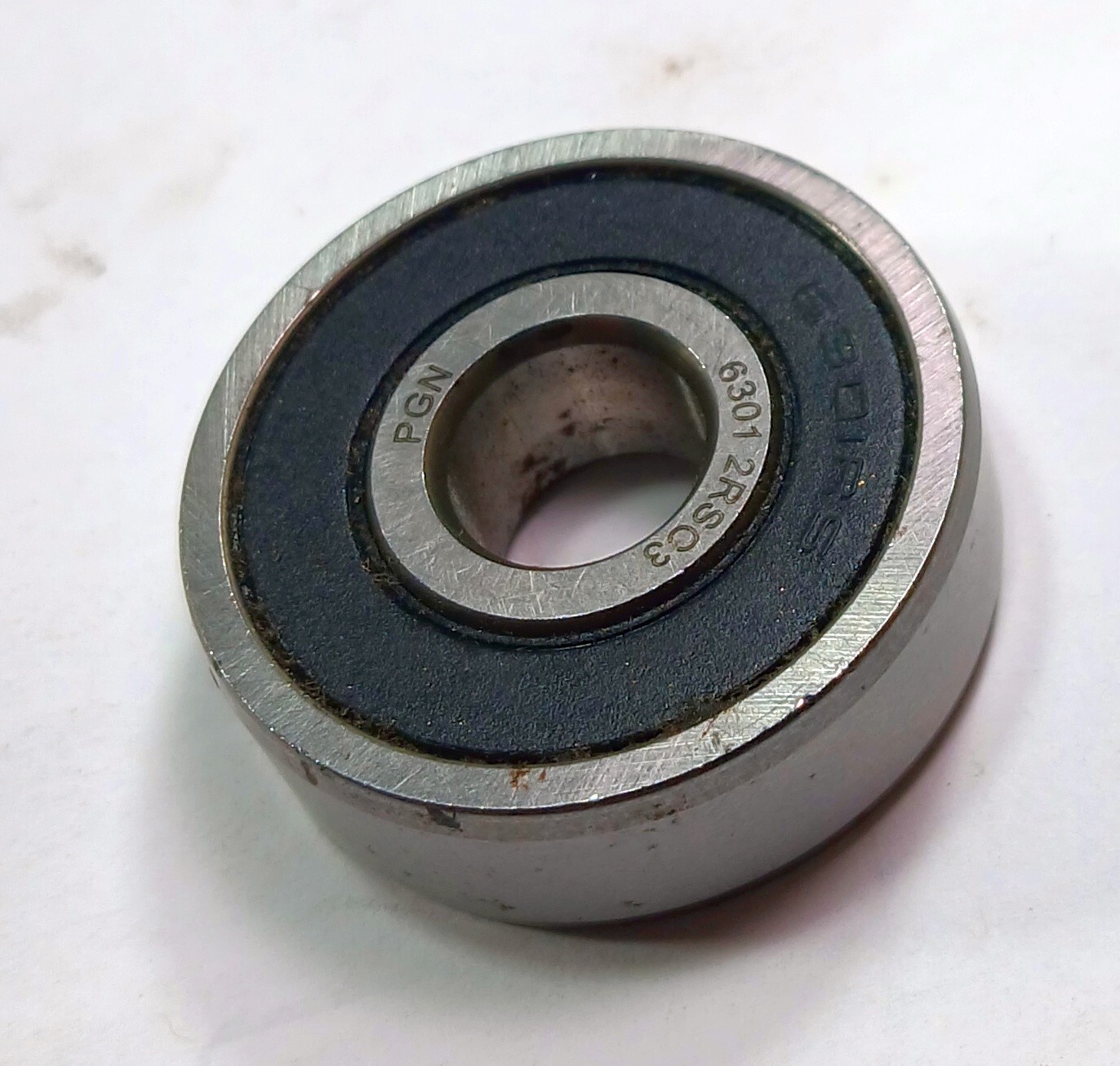 1 NEW PGN 6301 2RS C3 RADIAL DEEP GROOVE BALL BEARING NNB ***MAKE OFFER***