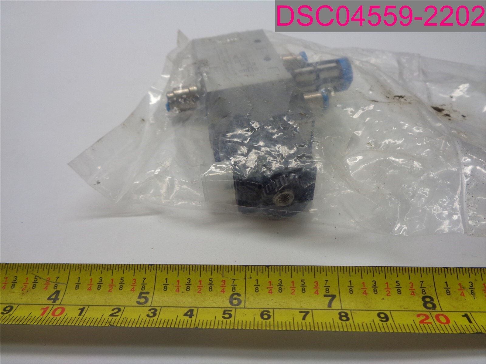Festo VUVS-L20-M32C-MD-G18-F7 Solenoid Valve VUVS-L20-M32C-MZS-Q6-U3-F7-1C1