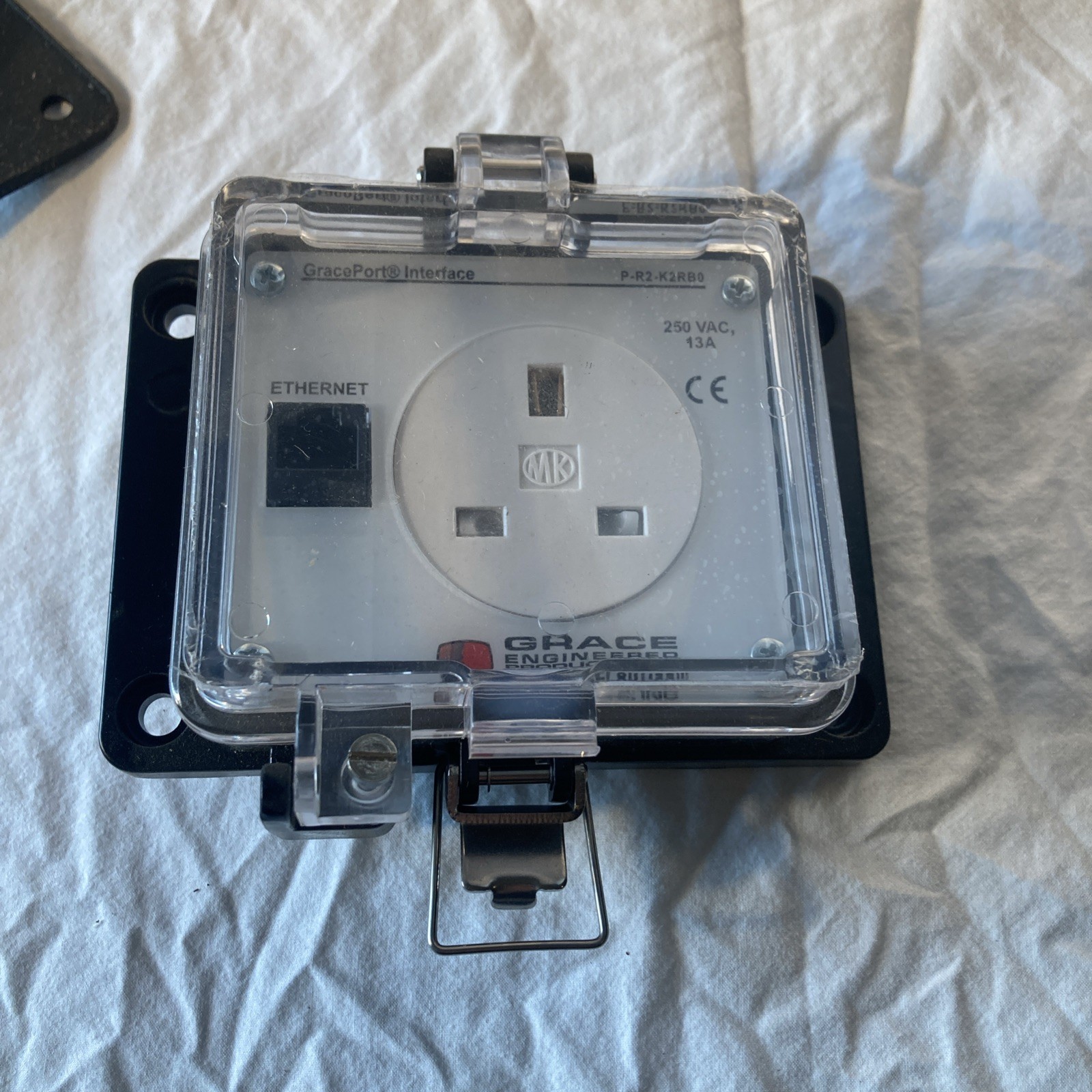 NEW GRACE P-R2-K2RB0 N4X ETHERNET F/F BULKHEAD BRITISH OUTLET