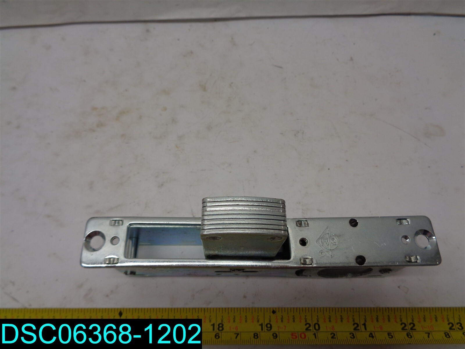 Adams Rite 1753A-350-99 1-1/8 – 02 “E” Dead Lock Part, 180483
