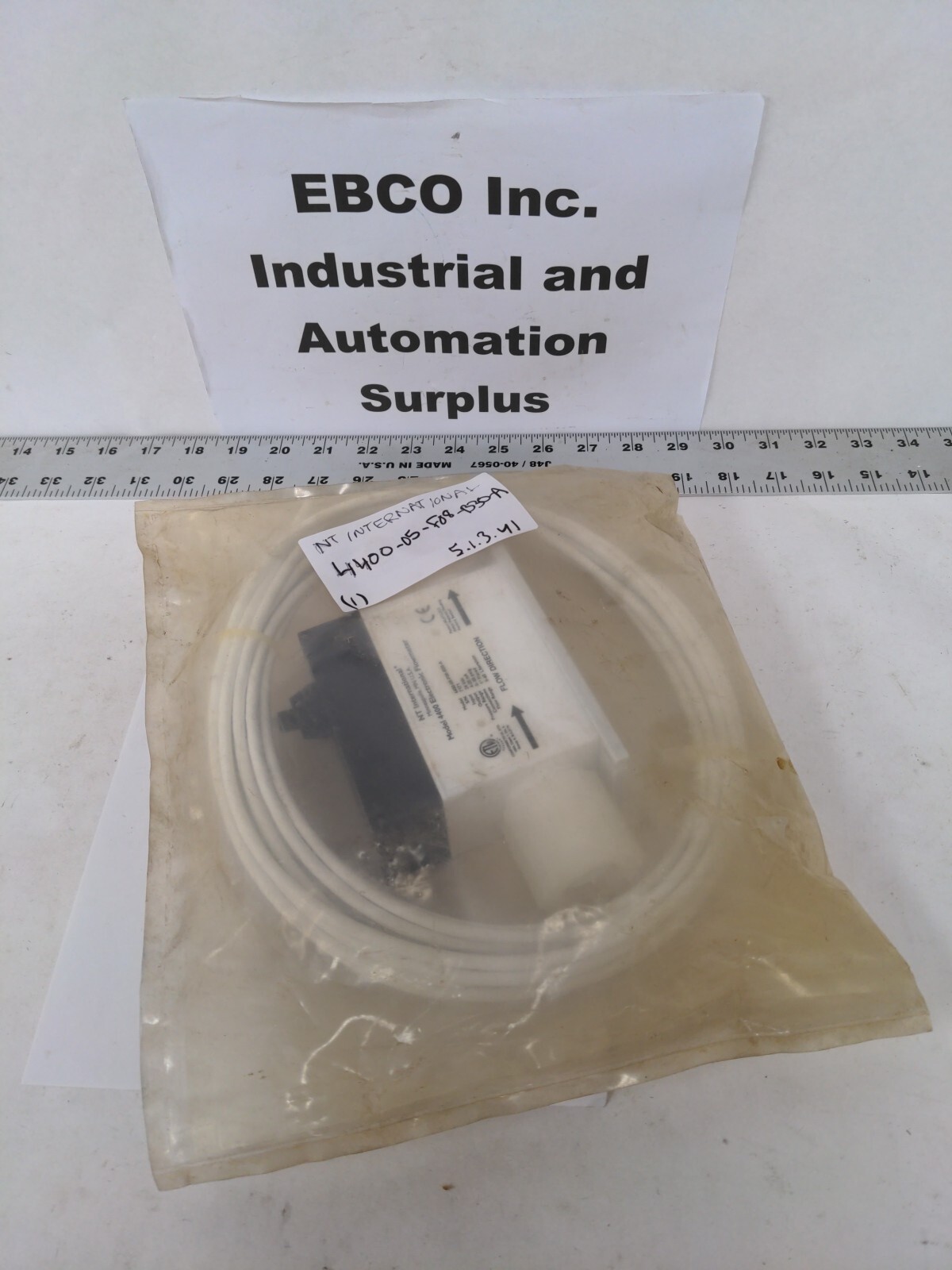 NT INTERNATIONAL MODEL 4400 ELECTRONIC FLOWMETER 4400-05-F08-B30-A