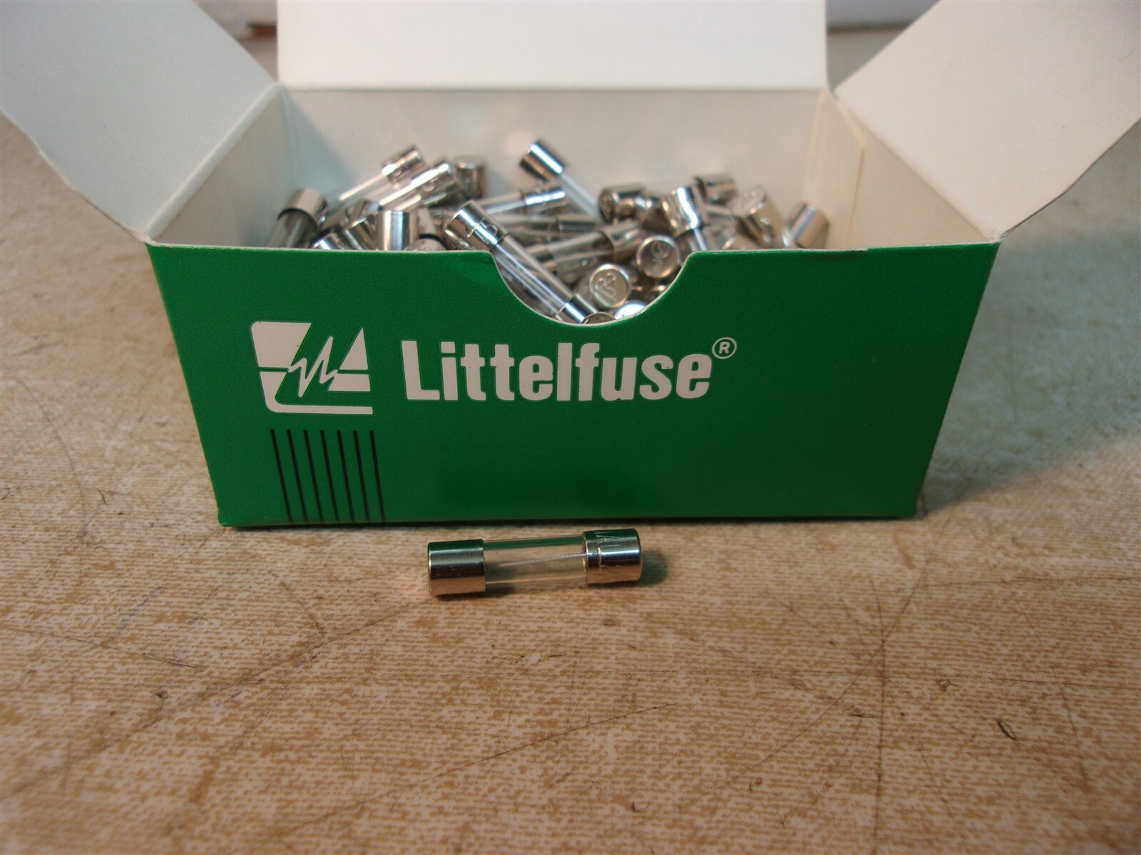 NEW Littelfuse T-500Ma H 218.500 Fuses, Box of 100 *FREE SHIPPING*